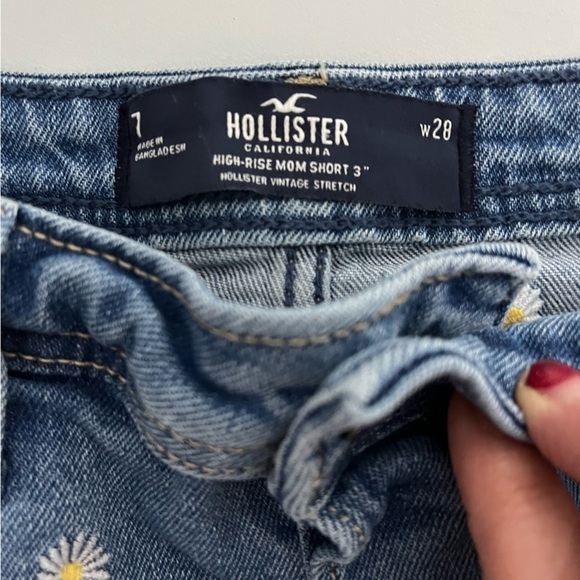 Hollister jeans shorts size 28 waist - Picture 6 of 6